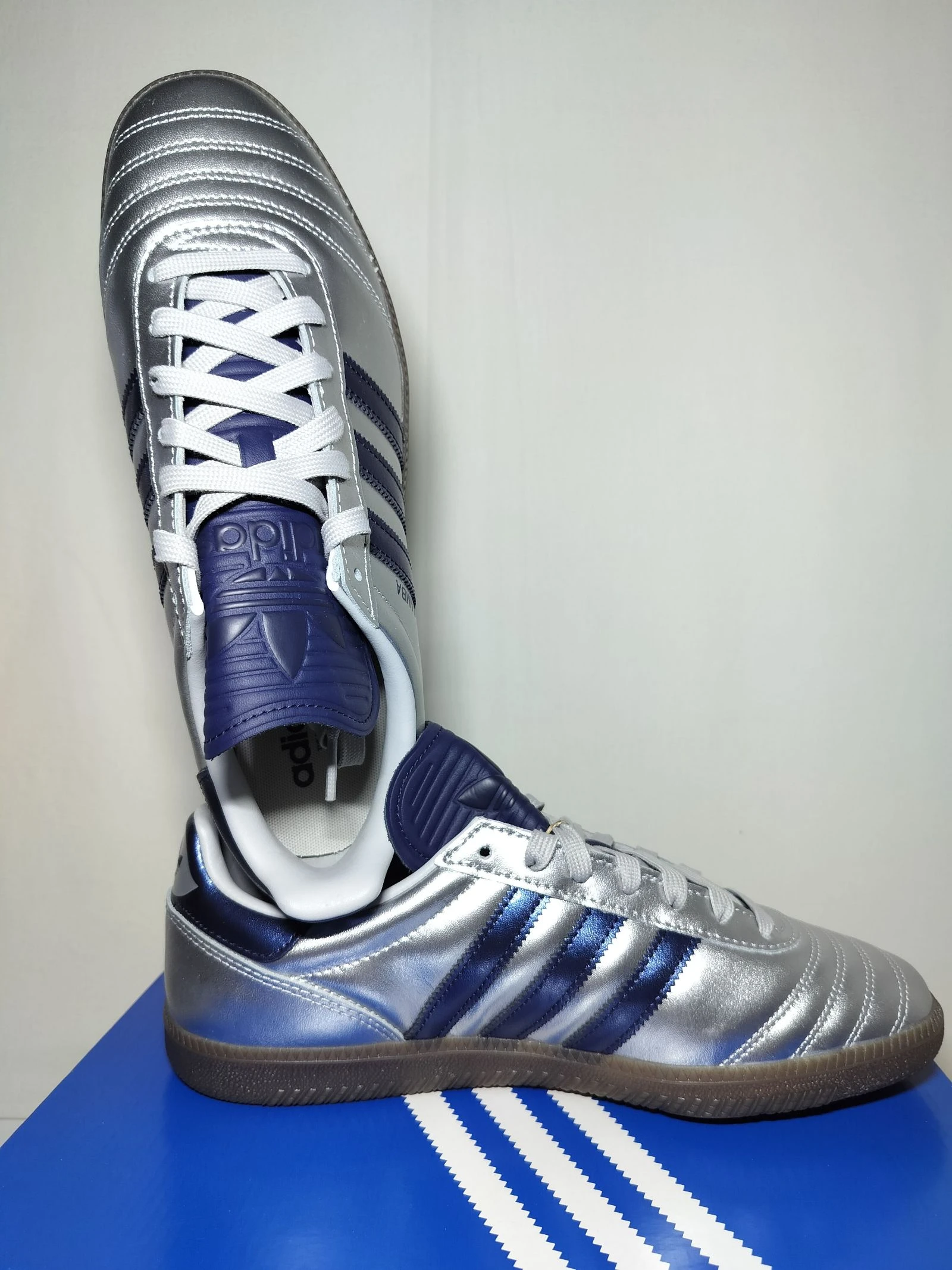 Adidas Samba New 42 Sneakers Original Unisexe Femmes Hommes Tendance Tenue Vintage Premium Rétro Y2K – photo 13
